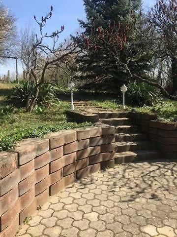 Varhegy Vendeghaz בית נופש *